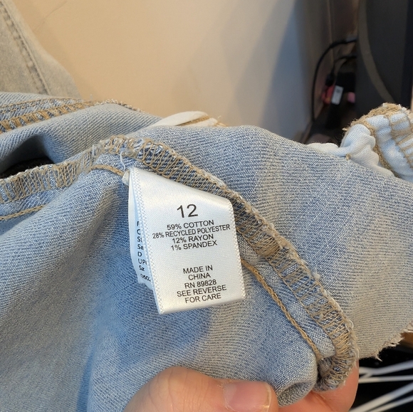 Logo Lori Goldstein Women's Shirt Jacket Sz 12 Denim w Frayed Hem Blue A587517 - Picture 7 of 10